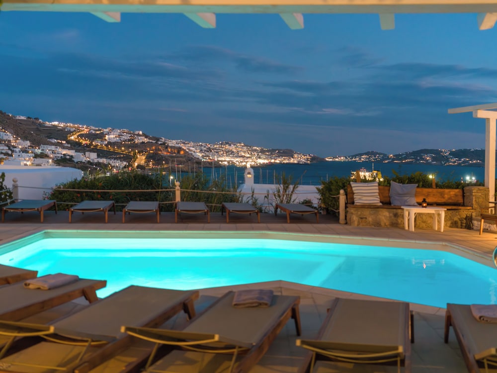 Rhenia Mykonos Hotel Bungalows