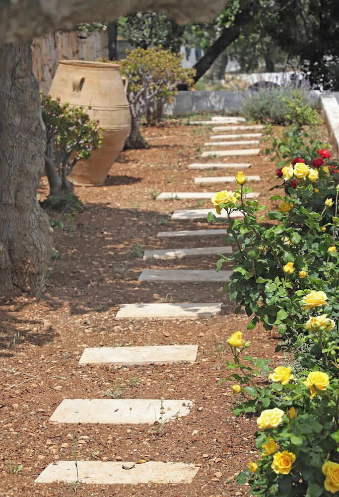 Amvikas Suites In Sitia