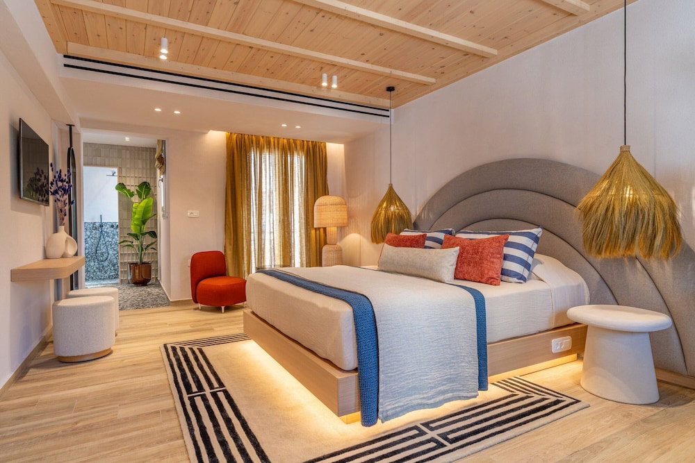 Hotel Naxian Nest Suites & Houses