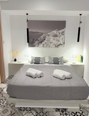 Hotel Fira Basement Studios cazare Santorini