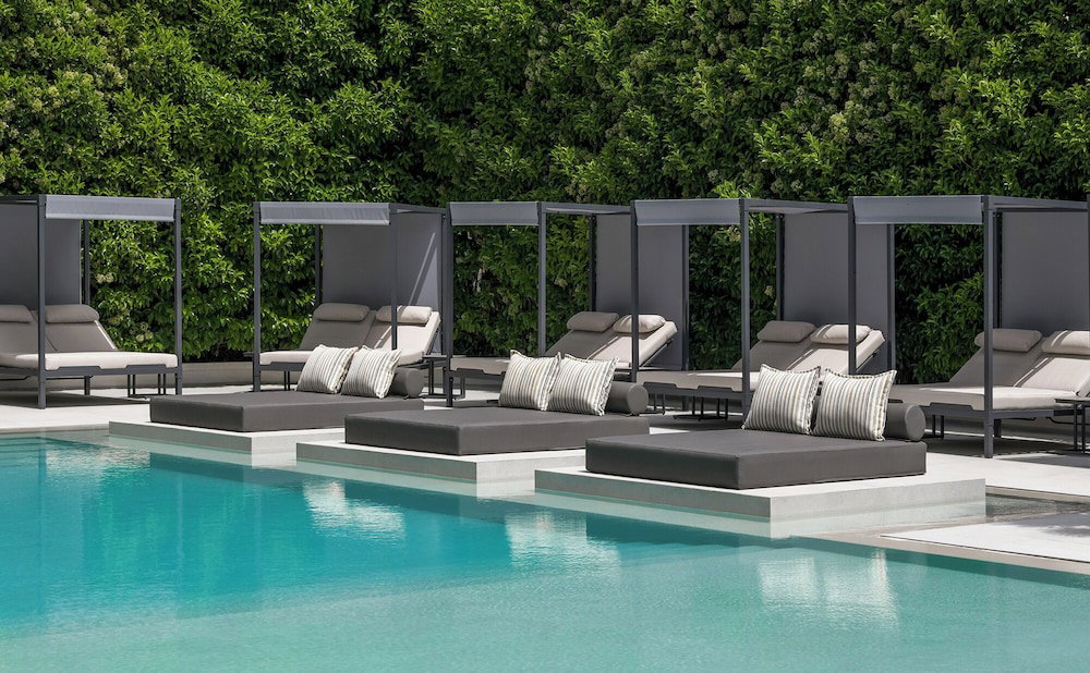 Hotel Blazer Suites Hotel