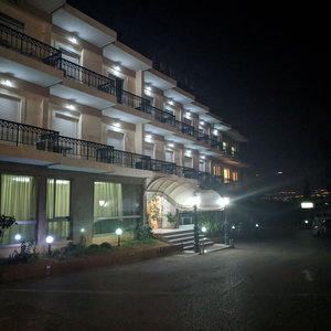 Hotel Hotel Anesi cazare Metamorfosi
