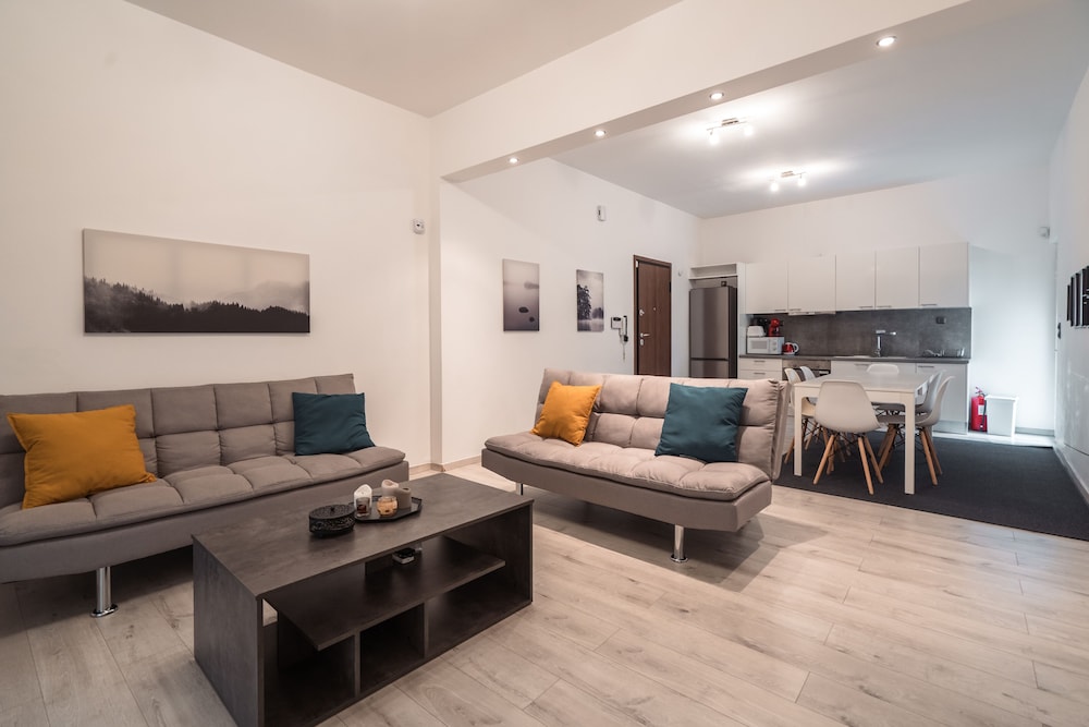 Hotel Urban Serenity Gem In Kallithea Area