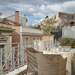 Sejur Ava Hotel & Suites vacanta Plaka
