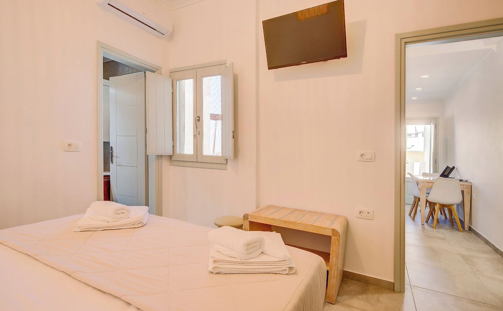 Erato City House