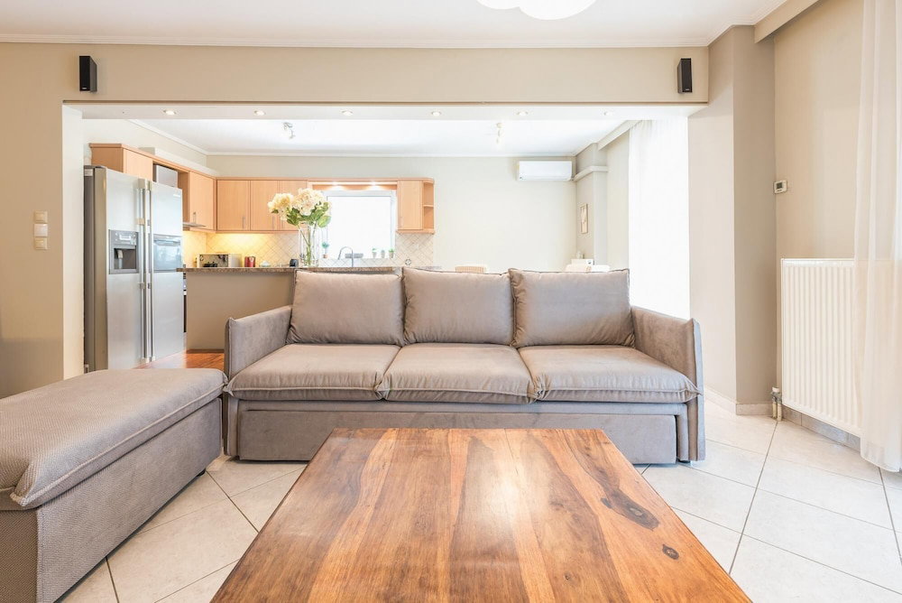 Hotel Luxury And Spacious Apt For 8 Guests New Features April 2025