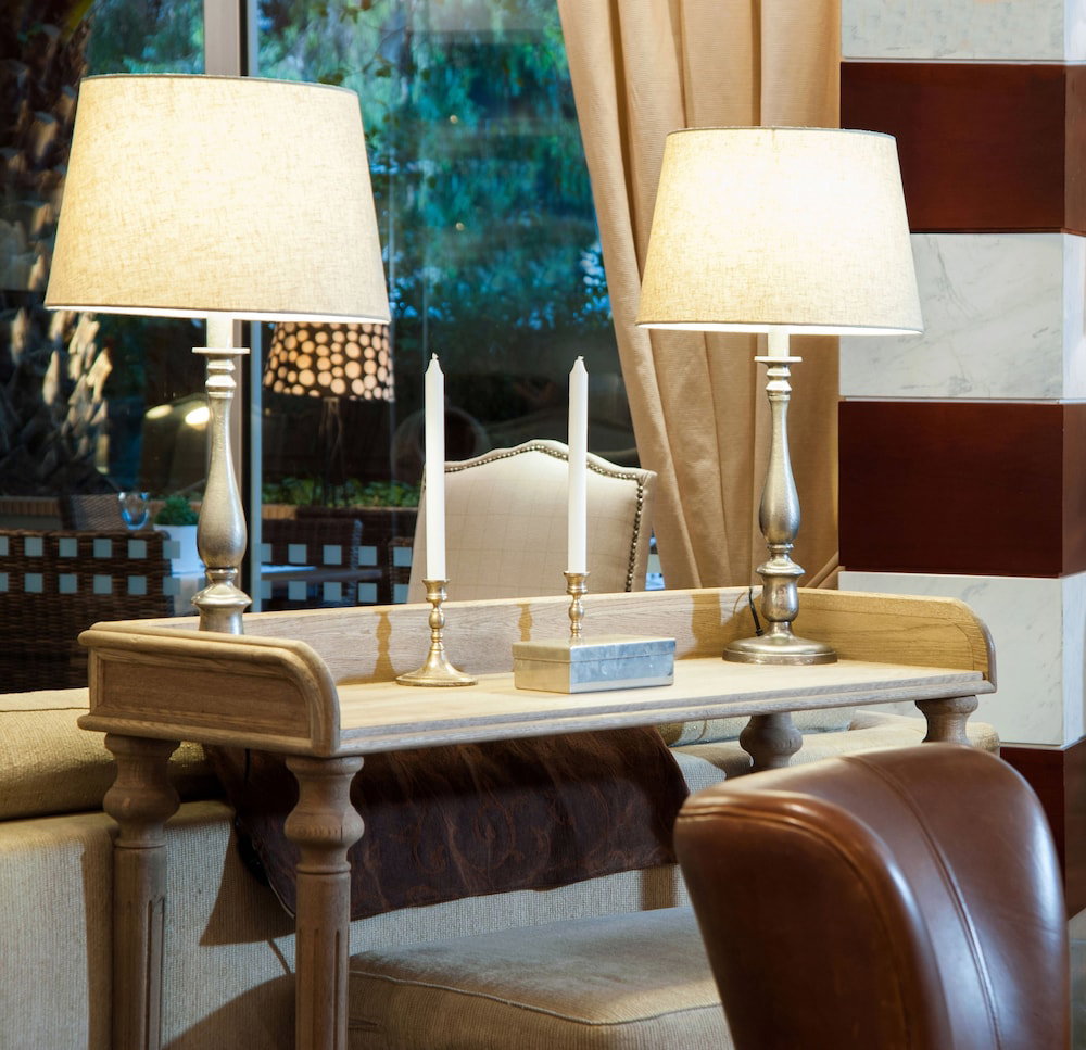 Seaview Cityscape Hotel