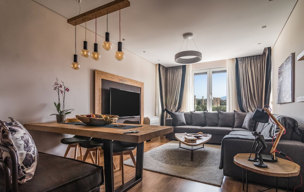 Acropolis Exclusive Residences