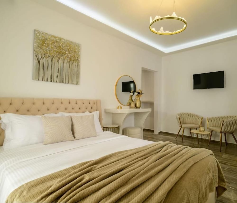 Ebita's Suites