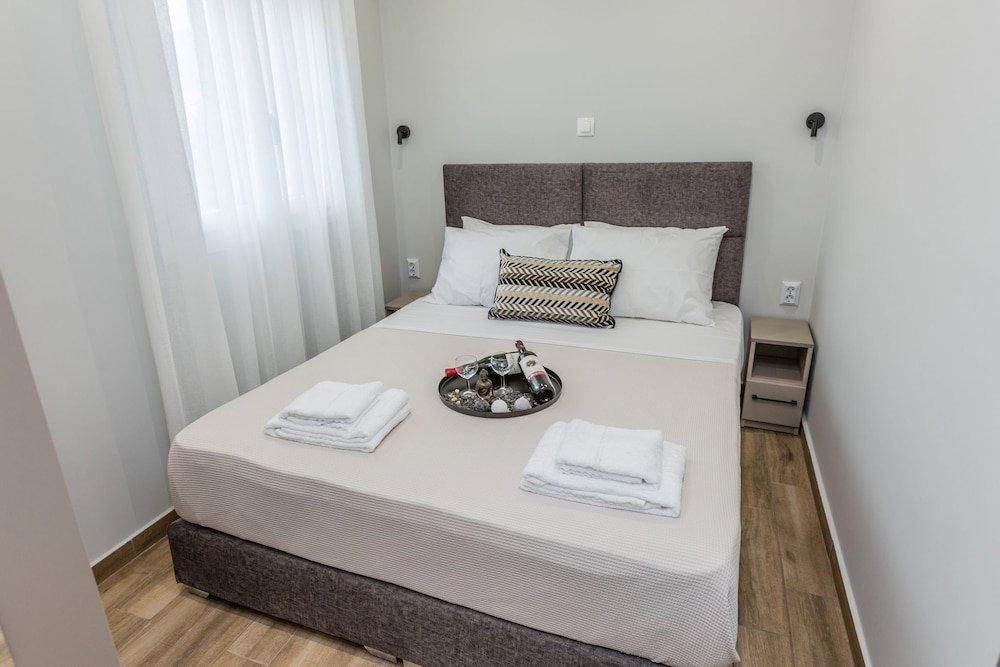 Hotel Raise Athens Metro Apartments