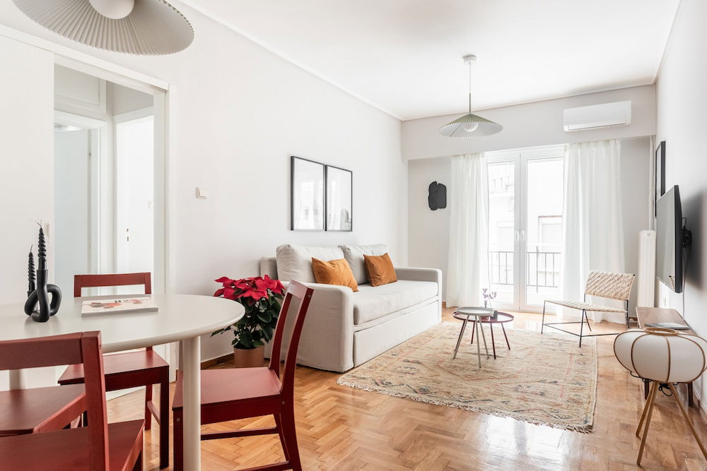 Hotel Comfy 1Br Apartment In Ampelokipoi