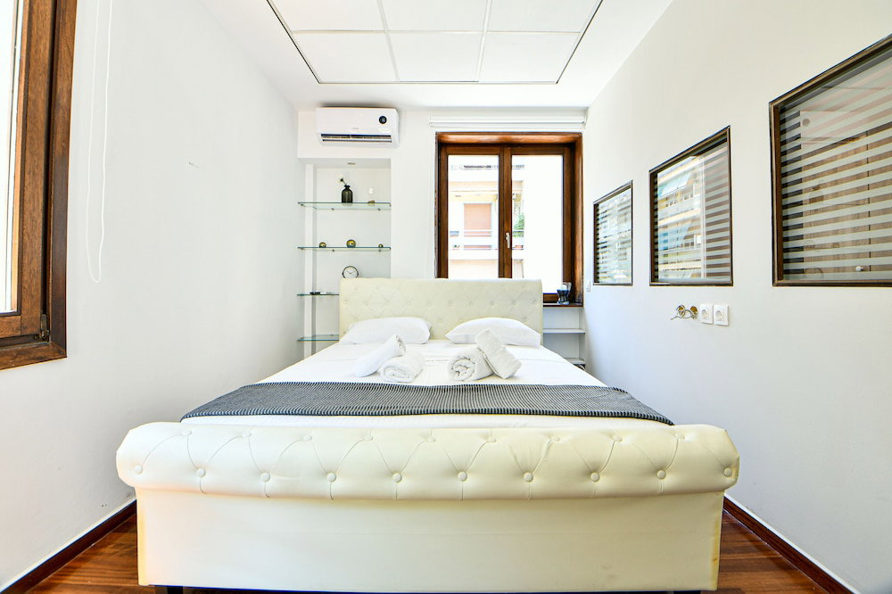 Flowers Of Athens - Boutique Aparthotel