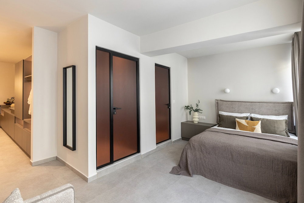 Celestial Athens Suites At Praxitelous
