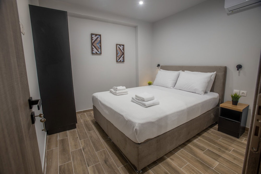 Raise Averof Serviced Apartments