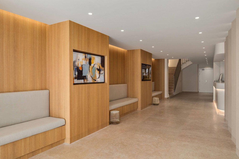 Wyndham Residences Piraeus Marina Zeas