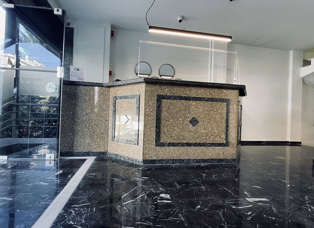 Hotel Platon
