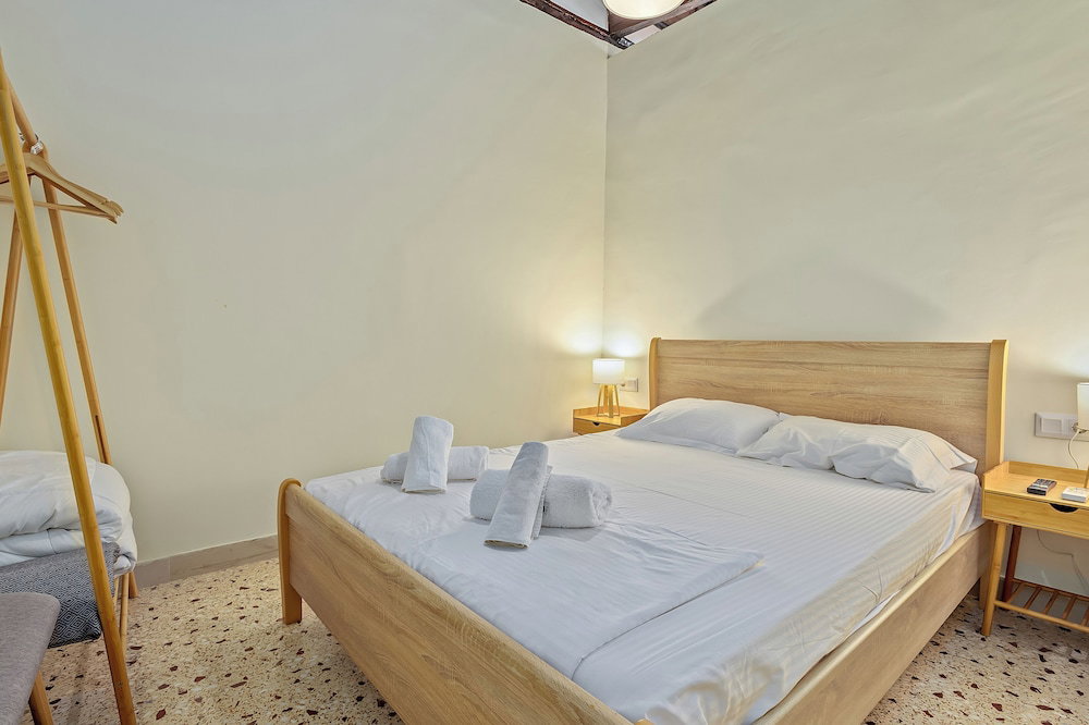 Hotel Athens Plaka Family Suites