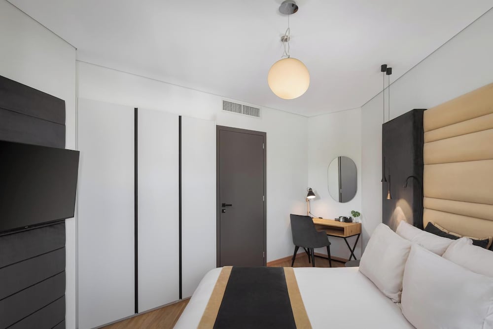 Athenian Riviera Luxurious Villa & Residence