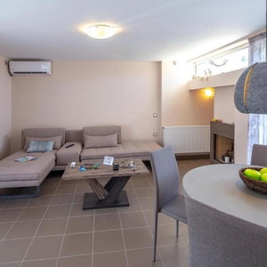Hotel Solon - Deluxe City Center Apartment cazare Pyrgadikia
