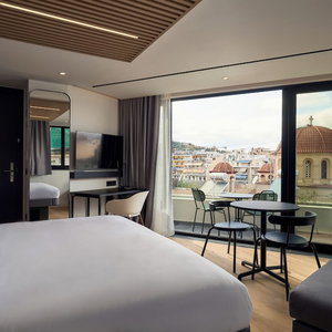 Hotel Grea Iras Apartments cazare Dhafni