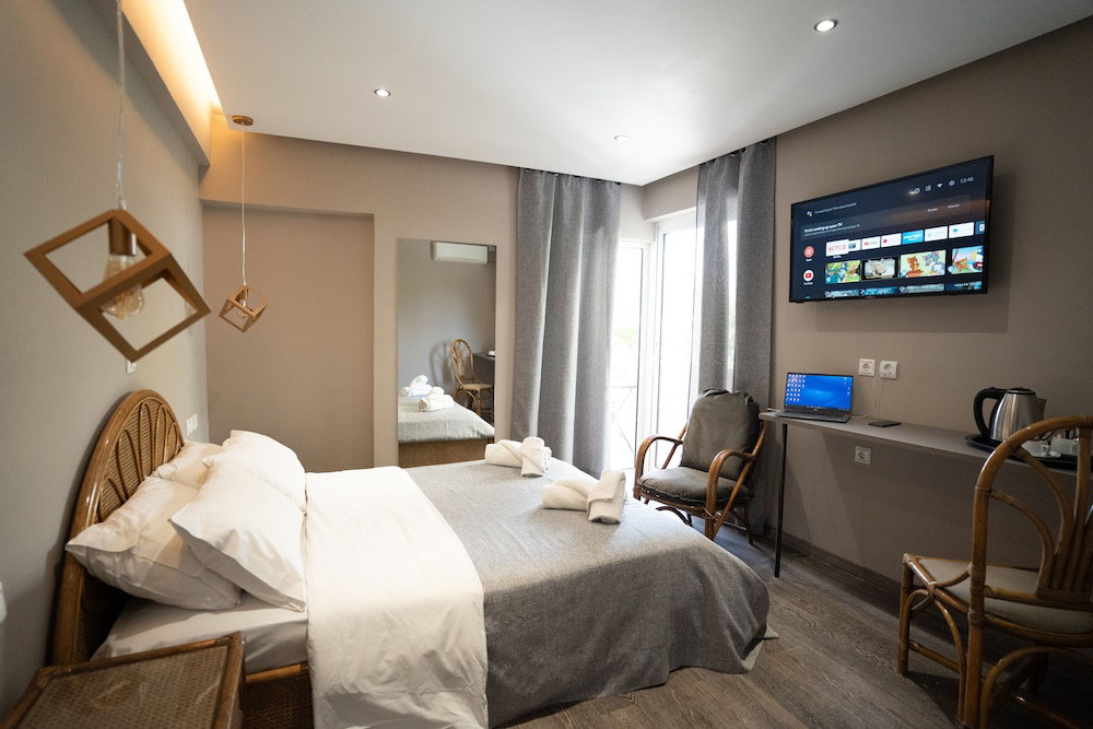 Hotel Parthenis Riviera Hotel