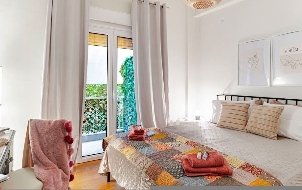 Hotel Cozy In Athens Neos Kosmos An Original Vibe