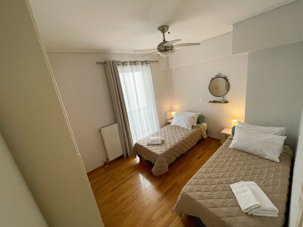 Ageliki's Athens Centre 2Bdrm & Parking