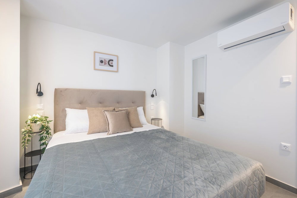 Hotel Athens Secluded Apartments