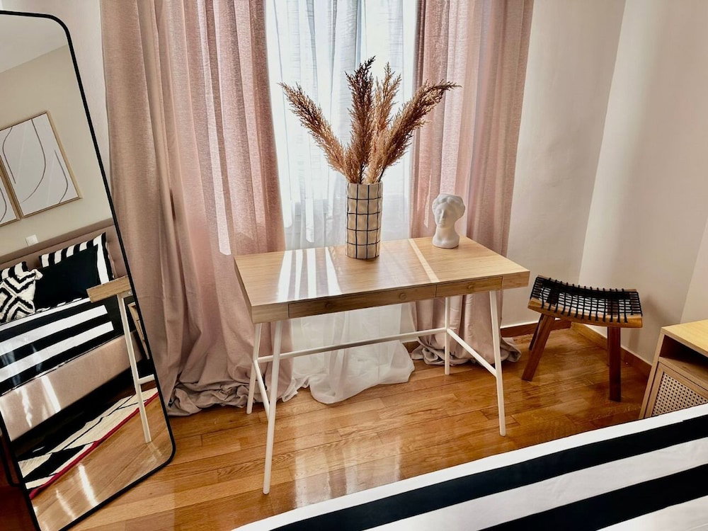 O & O Group Classy Urban Haven Near Psyri