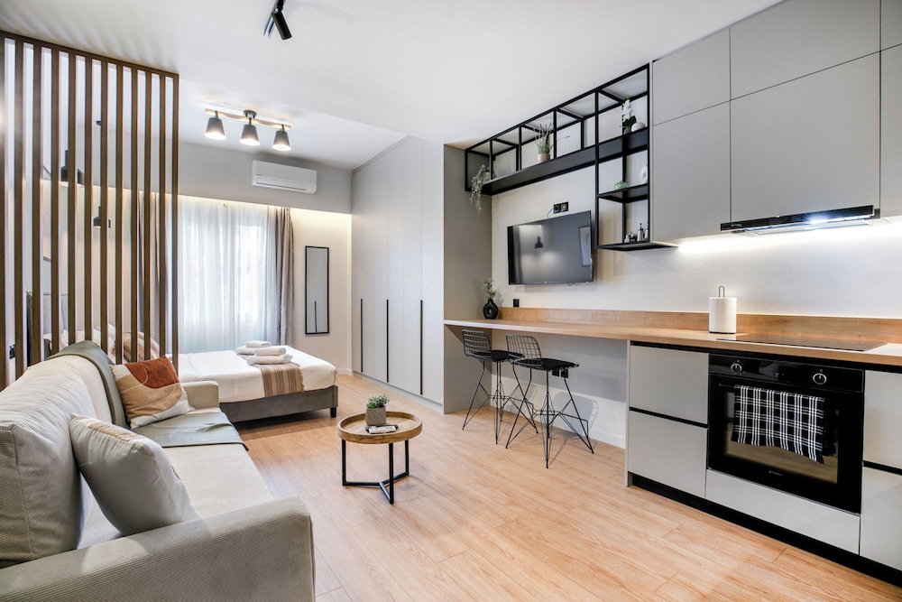 Hotel Avia Deluxe Studio- Athens Modern Escape