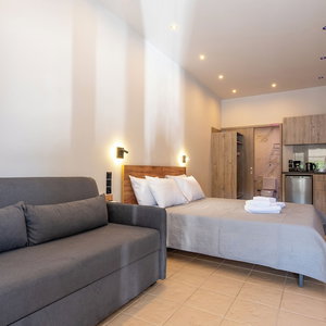 Hotel Nestel Near Athens Airport cazare Artemida