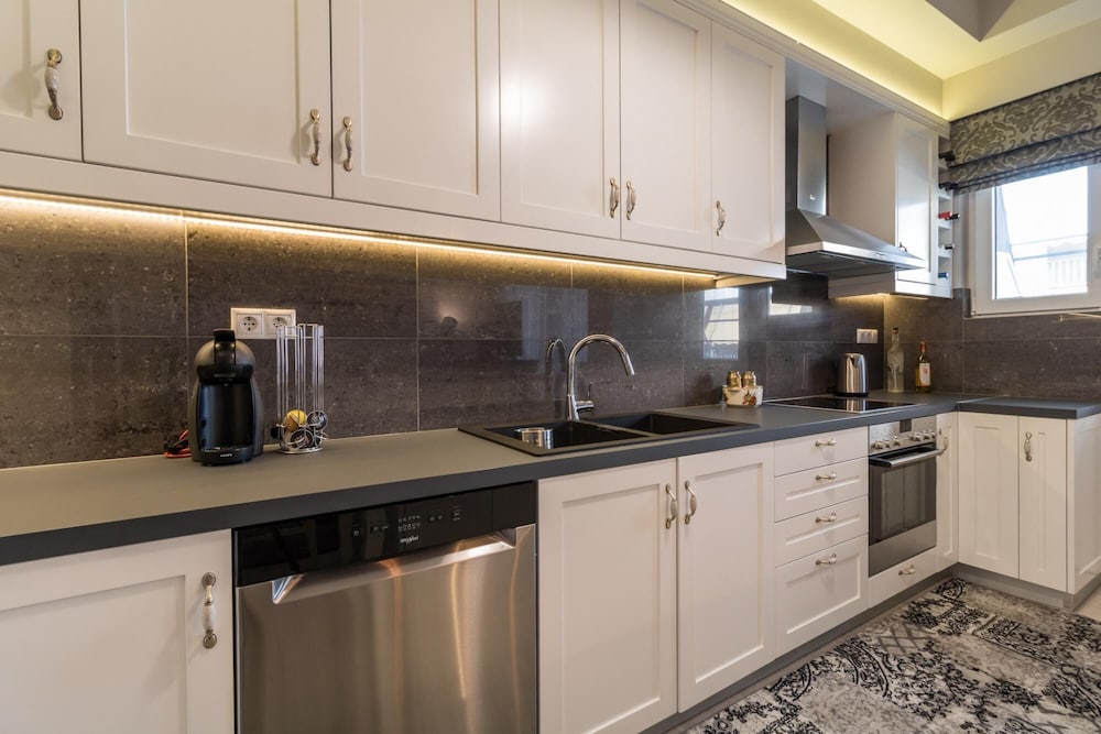 Hotel Comfortable And Spacious 2 Bdr Apt