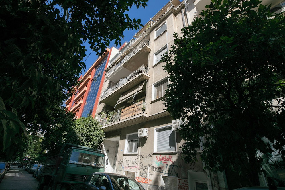 Hotel Elysia - 2-Br Apt & Balcony In Athens