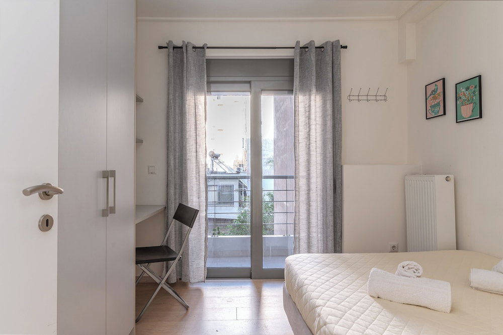 Elvita Apartments