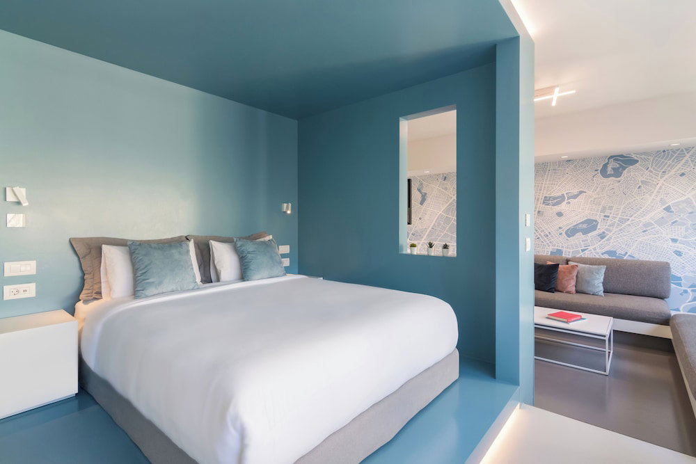 Hotel Athens Color Cube