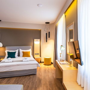 Hotel St. Bjur Suites cazare Monastiraki