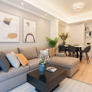Hotel Newly Renovated 2Bdr Apt-5Min To Metro cazare Dhafni