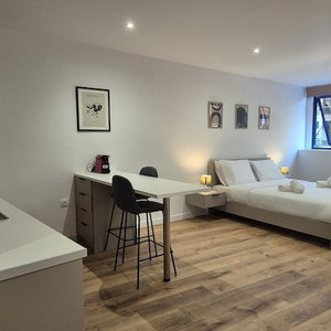 Hotel Figleaf Kypseli cazare Kipseli