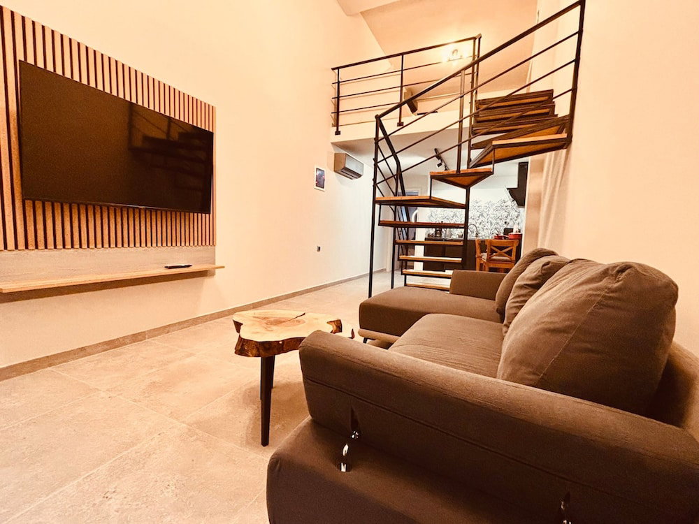 Hotel Loft Athens 1 - 55M2