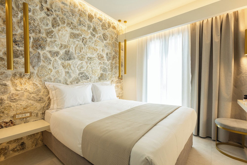 Maiandros Suites