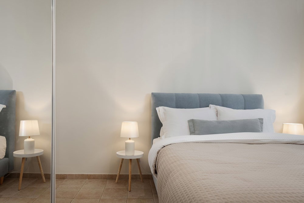 Elaia House Glyfada