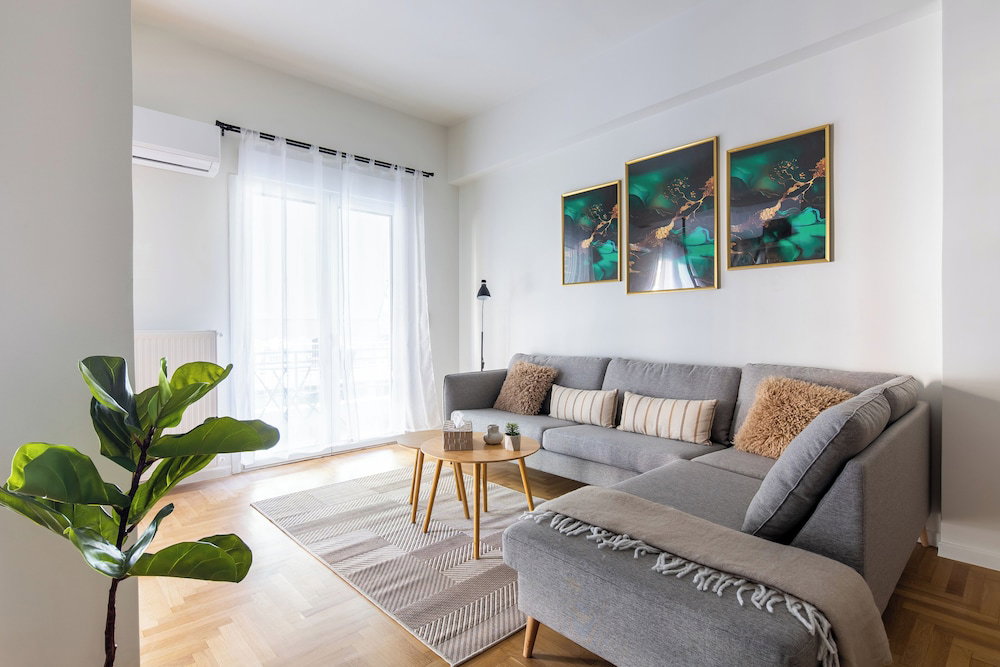 Mystique 2-bedroom Apartment In Athens