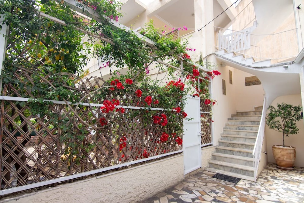 Hotel Cozy Apartment Next To Alimos Beach
