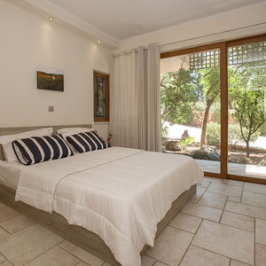 Hotel Family Getaway In Marathon By Ghh cazare Marathonas