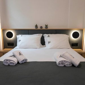 Hotel Green Bee Apartment Sea View cazare Nikiana