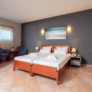 Sejur Ampelia Hotel Kassandra vacanta Dimos Kassandra