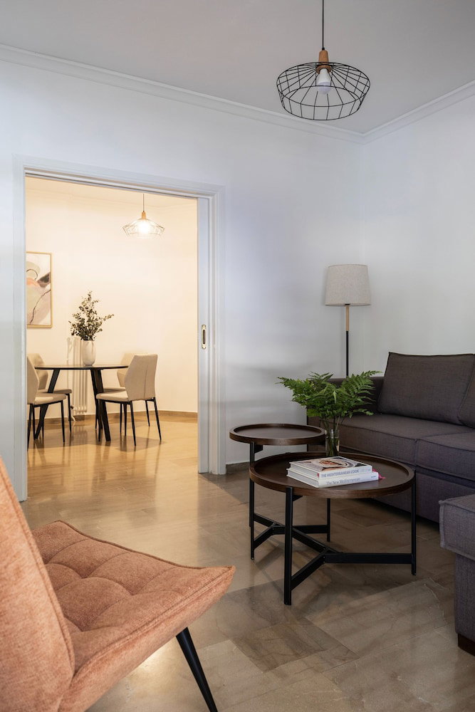 Hotel Stylish 1Br Retreat Near Alimos Beach Tram