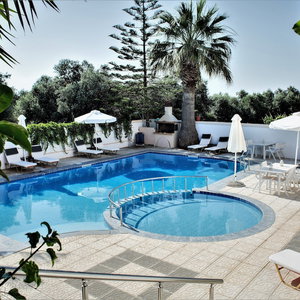 Hotel Balito Apartments cazare Galatas