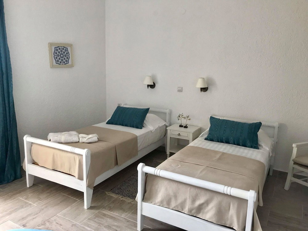 Hotel Elounda George Studios