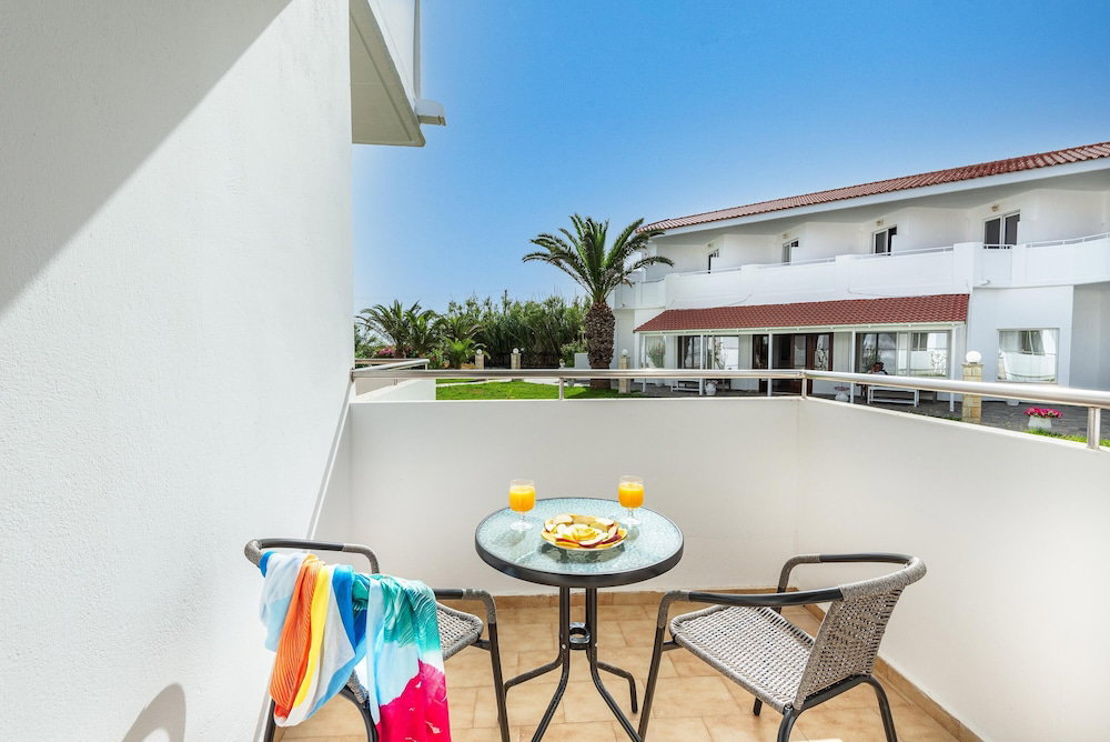 Hotel Mrs Chryssana Beach Hotel By Ghh
